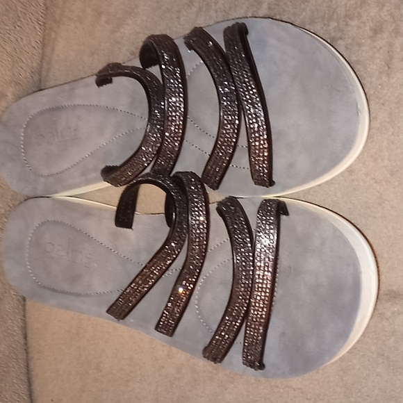 Fancy flops - Picture 2 of 4